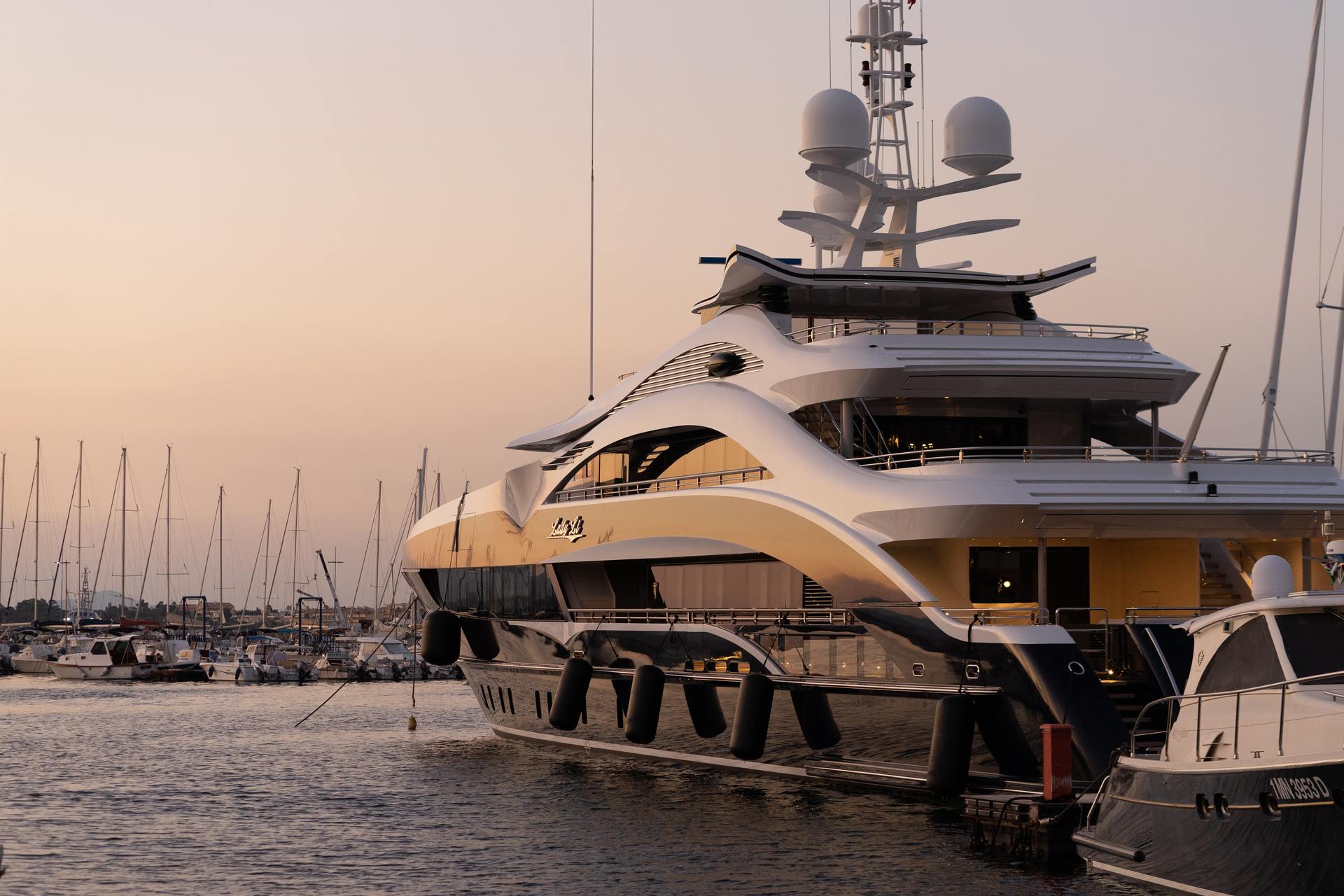 super yacht qualifications