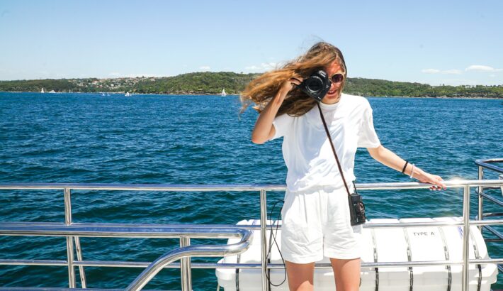 Can a woman be a deckhand on a superyacht?